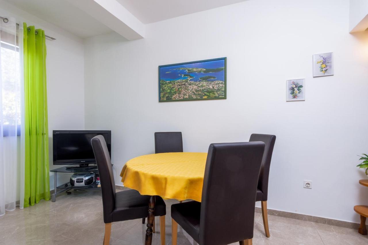Apartments With A Parking Space Medulin - 7494 エクステリア 写真
