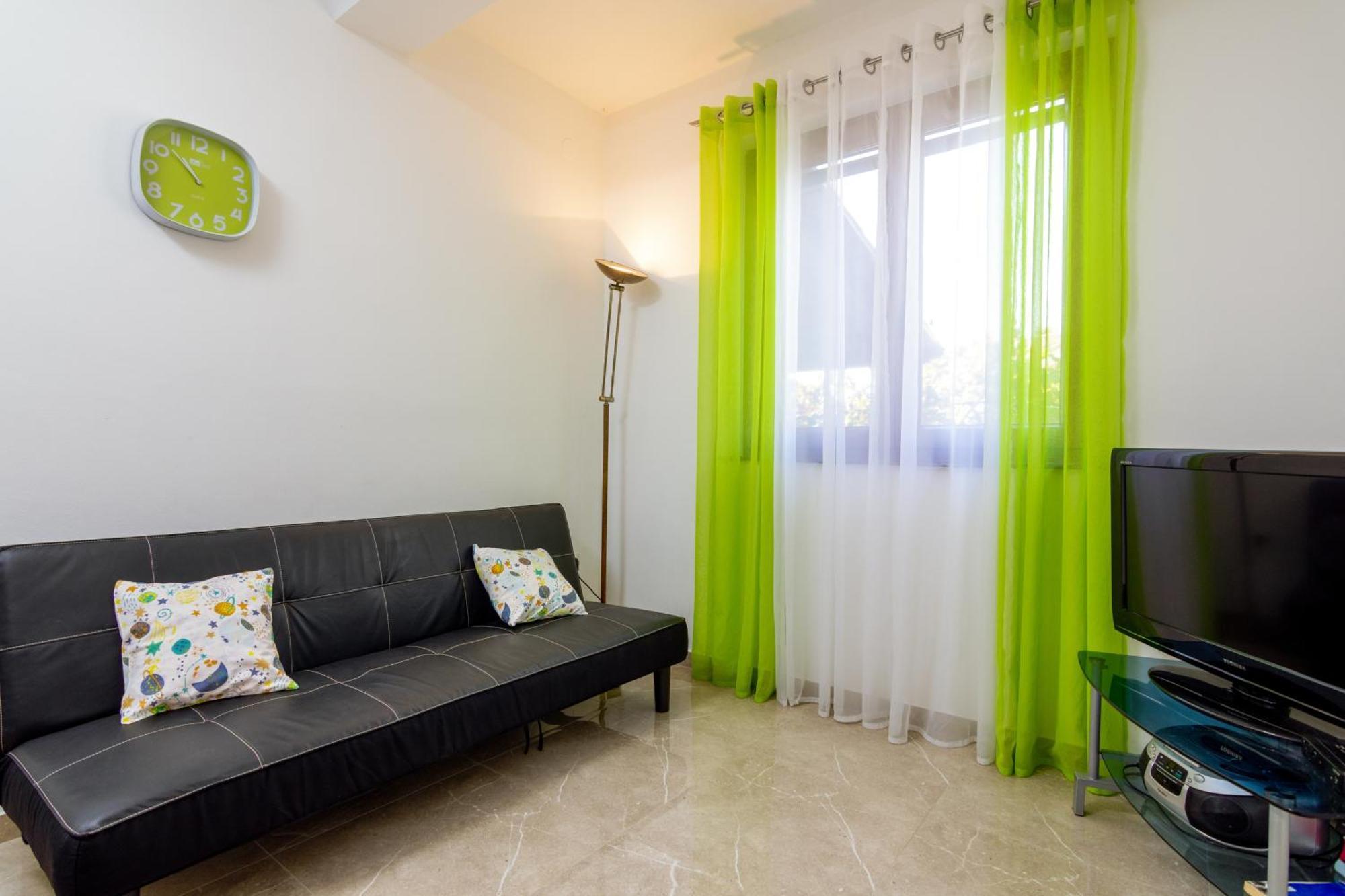 Apartments With A Parking Space Medulin - 7494 部屋 写真